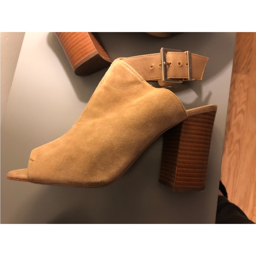 Nine West open toe Mules